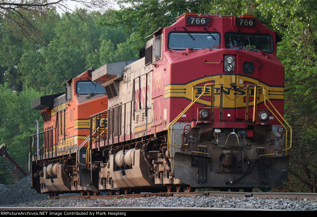 BNSF 766